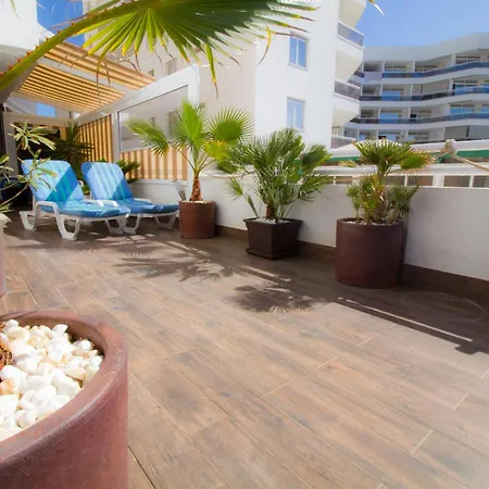 아파트 Medano4you Loft Nataliia 엘메다노